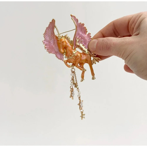 Gold Toned, Pink & Orange Enamel Vintage Faux Pearl Dangle Pegasus Horse Brooch - Picture 3 of 8
